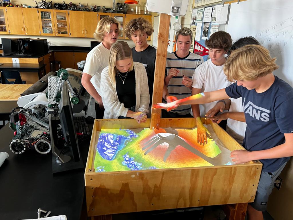 2022 Jeff Lee's students with the Aumented Reality Sandbox